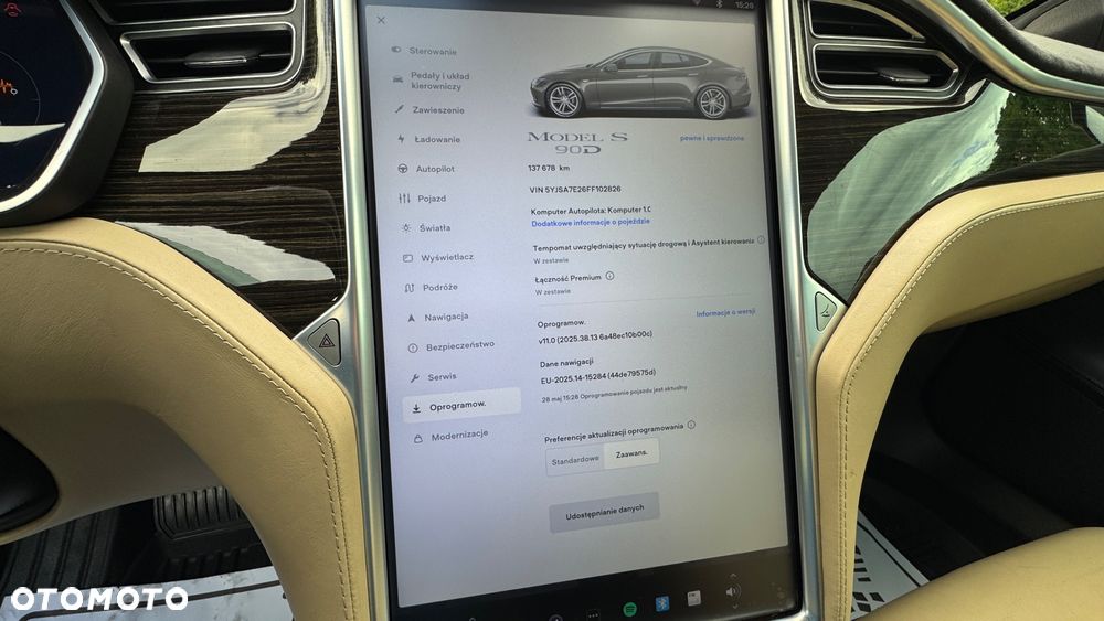 Tesla Model S 90 D - 8