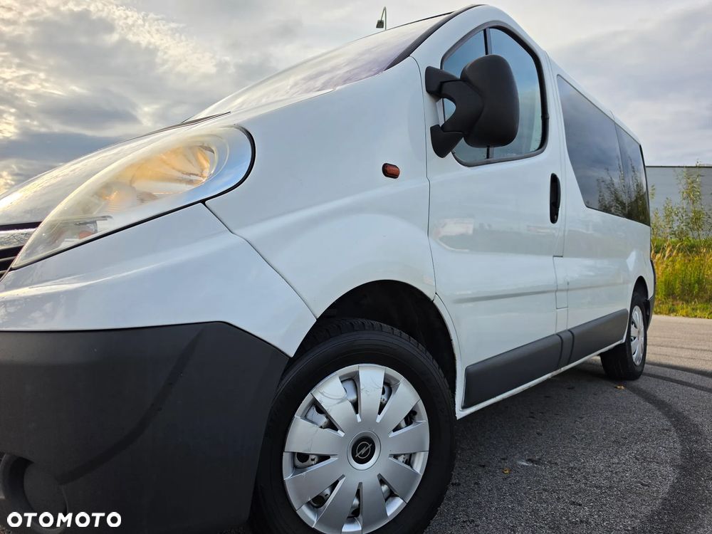 Opel Vivaro - 21