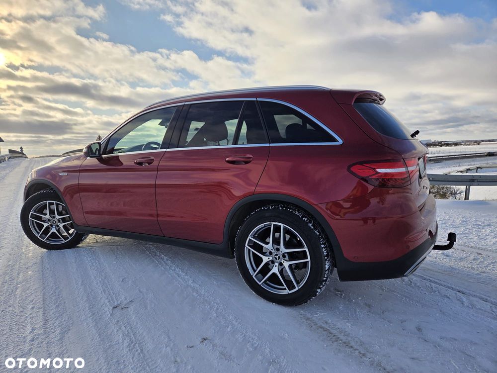 Mercedes-Benz GLC - 30