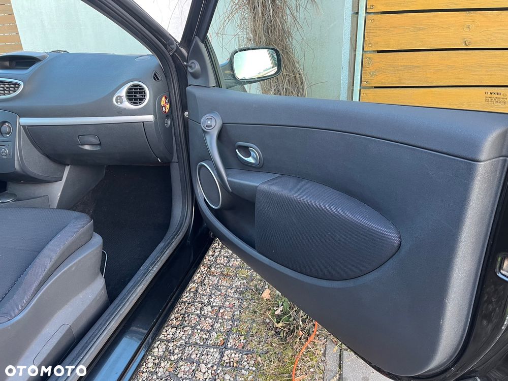 Renault Clio 1.2 16V Extreme - 18