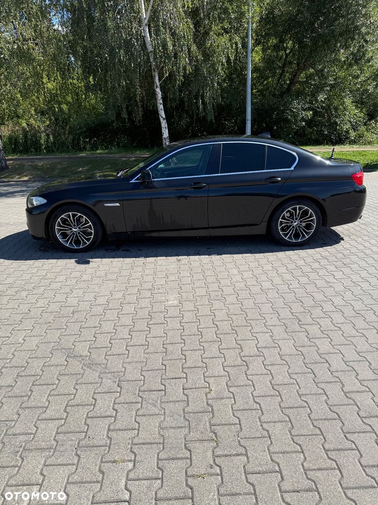 BMW Seria 5 520d - 5