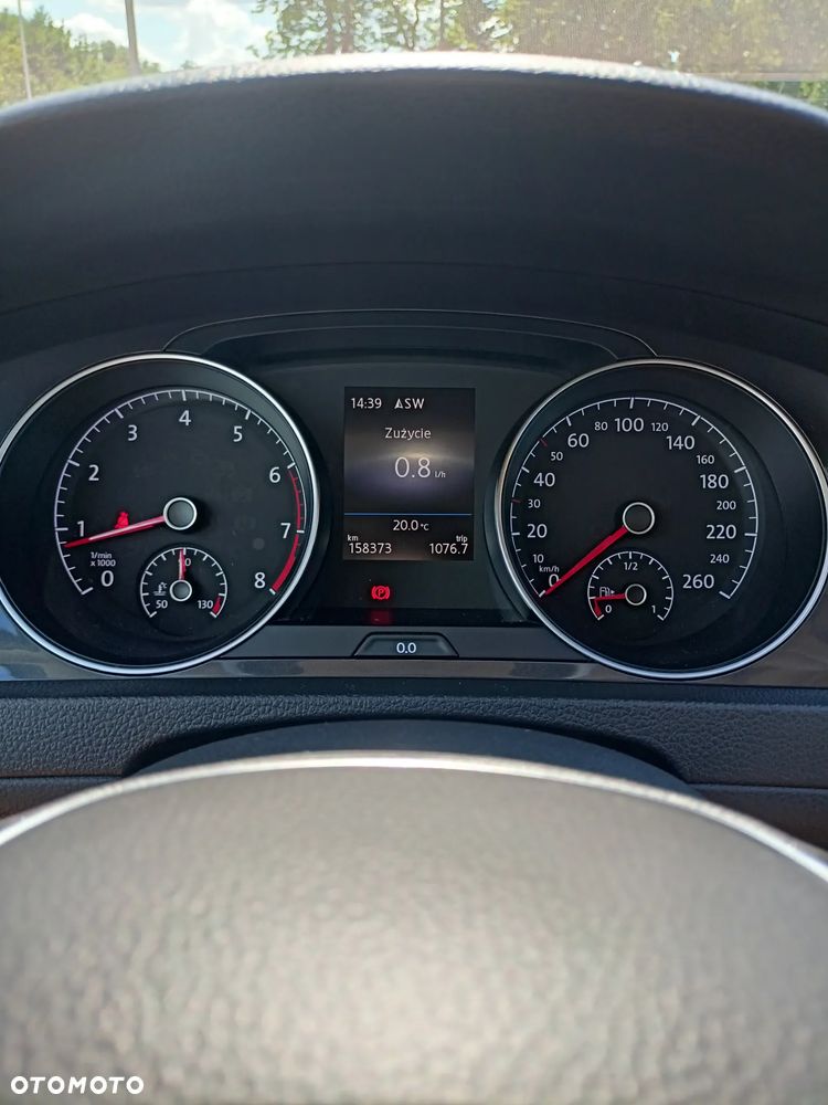 Volkswagen Golf 1.4 TSI BMT Comfortline - 28