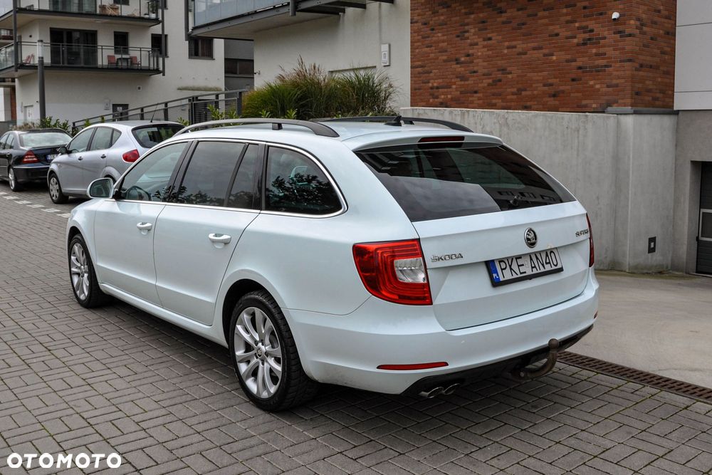 Skoda Superb 2015 photo 3