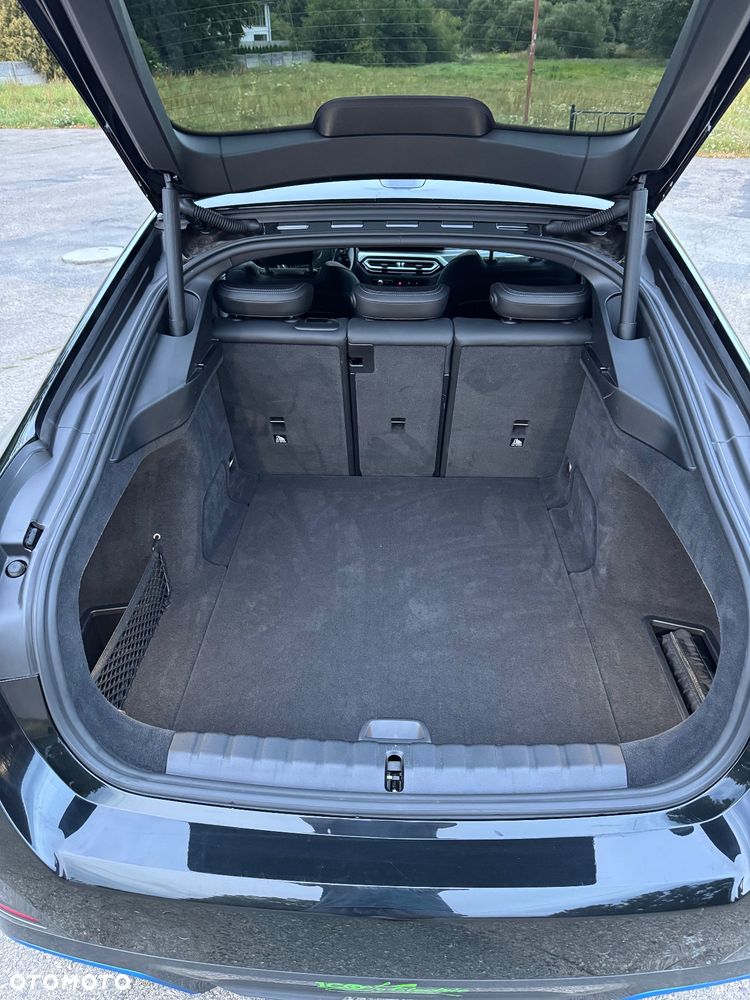 BMW i4 70.3kWh eDrive 35 M Sport - 10