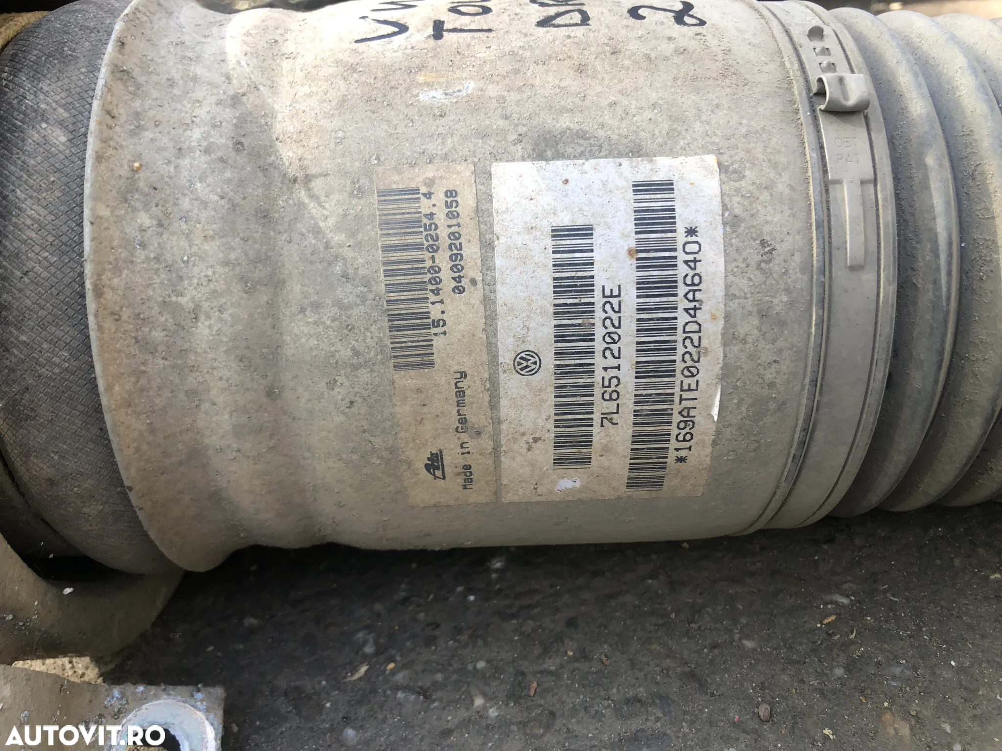 Perna de aer stanga/dreapta spate VW Volkswagen Touareg 7L - 6