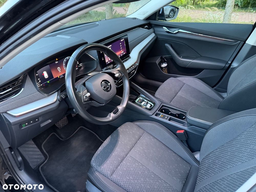 Skoda Octavia 2.0 TDI Style DSG - 9