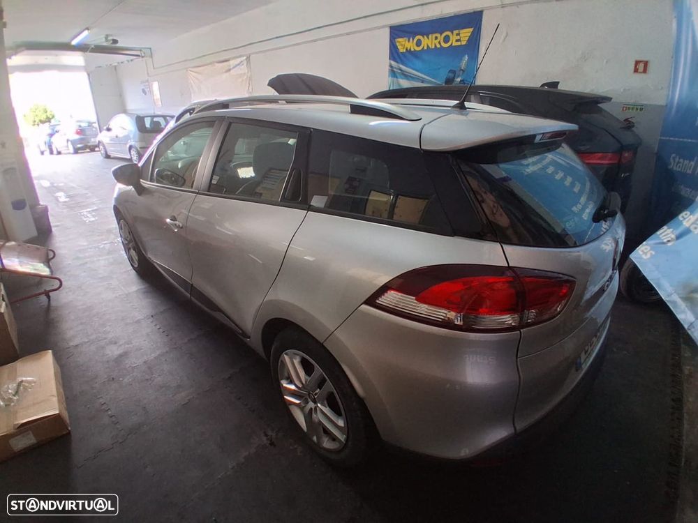 Renault Clio Sport Tourer 1.5 dCi Limited - 8