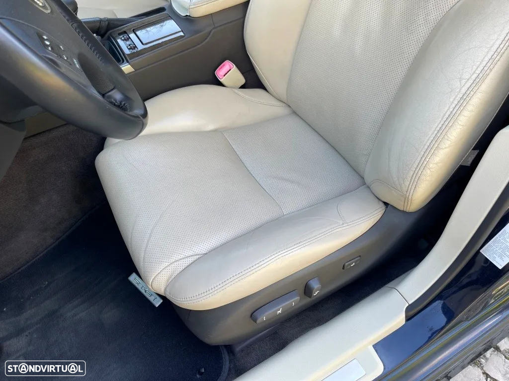 Lexus IS 220 d Sport 58 - 25