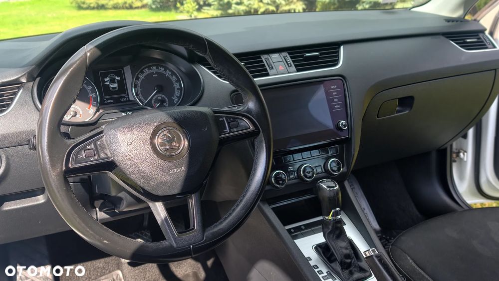 Skoda Octavia 2.0 TDI Ambition DSG - 24