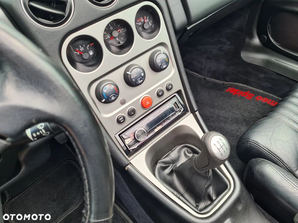 Alfa Romeo GTV - 14