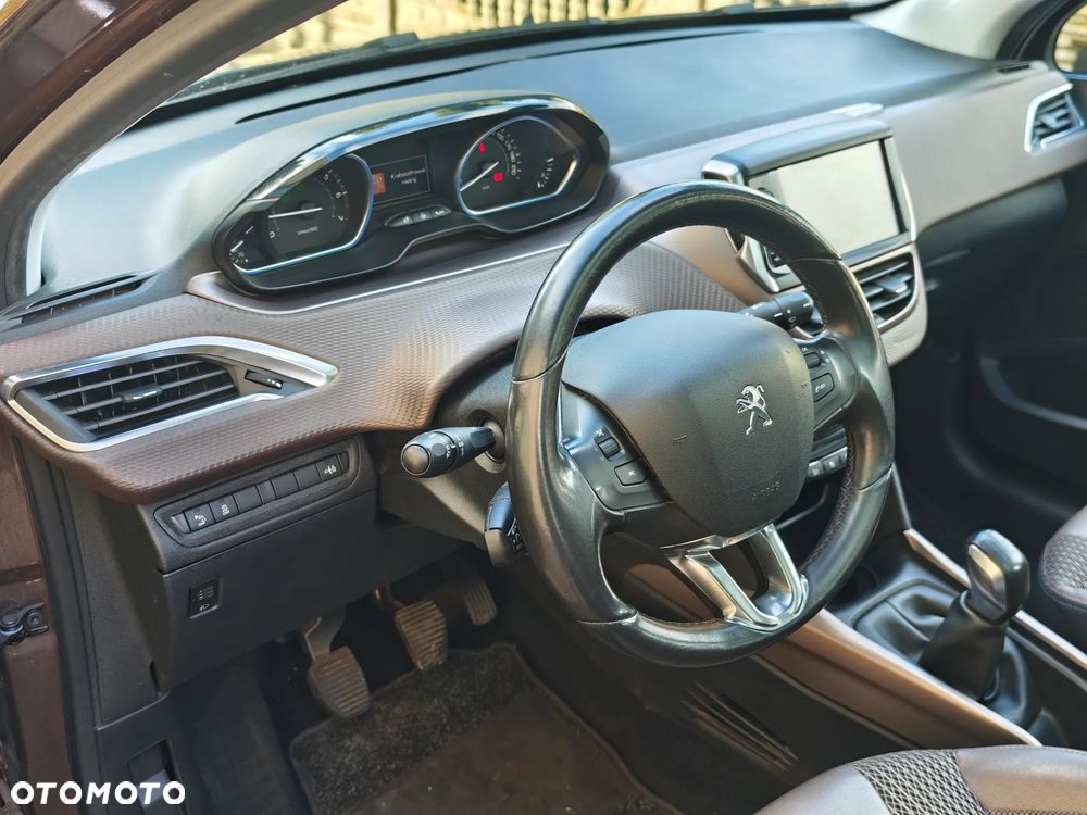 Peugeot 2008 - 25