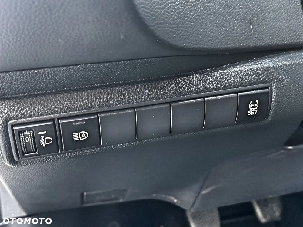 Toyota Corolla 1.5 Active - 21