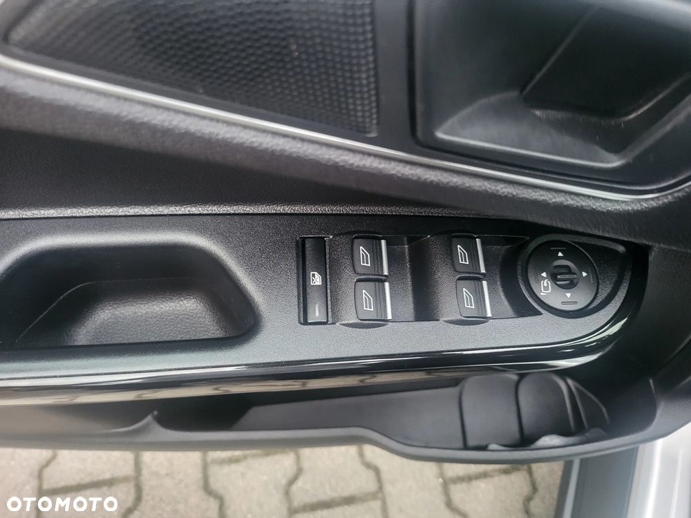 Ford B-MAX 1.6 Titanium - 16