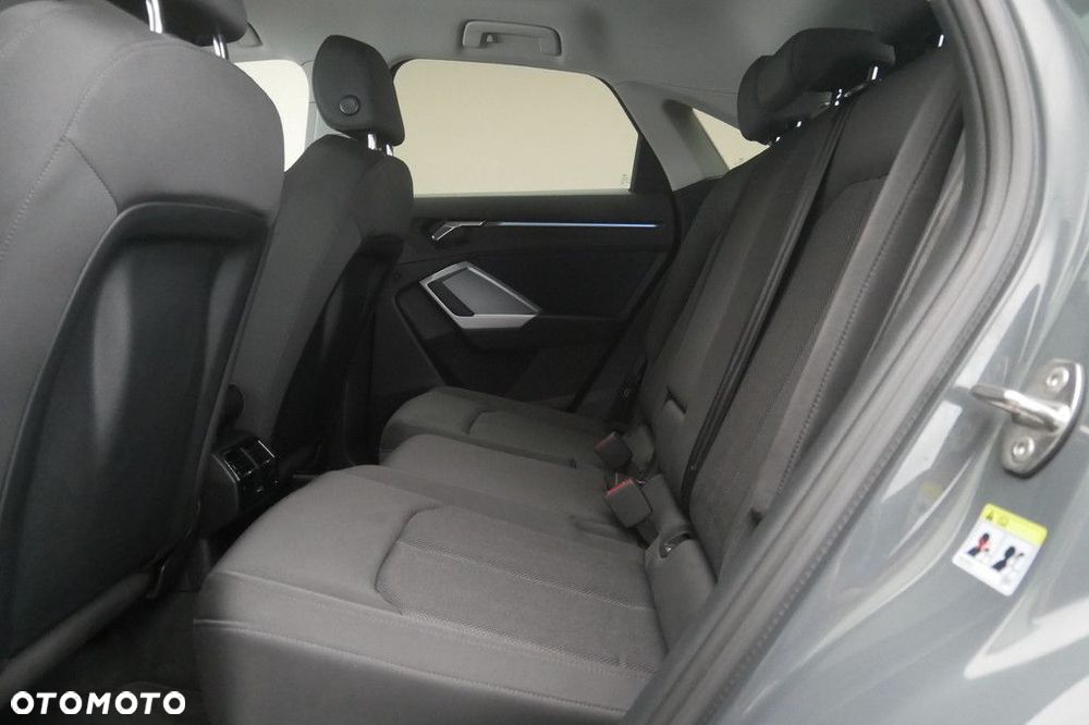 Audi Q3 Sportback - 15