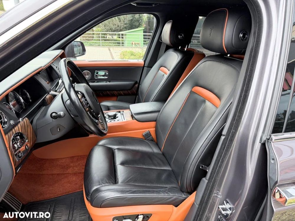 Rolls-Royce Cullinan Standard - 8