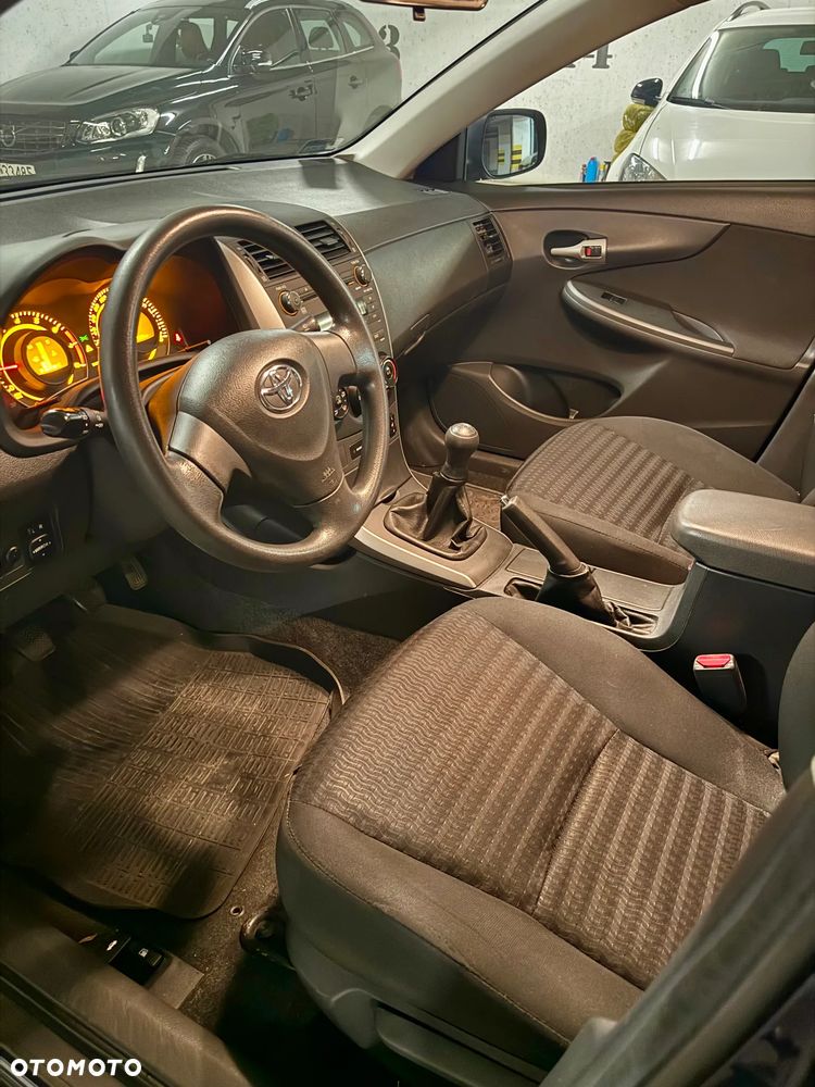 Toyota Corolla 1.4 VVT-i Luna Start - 6