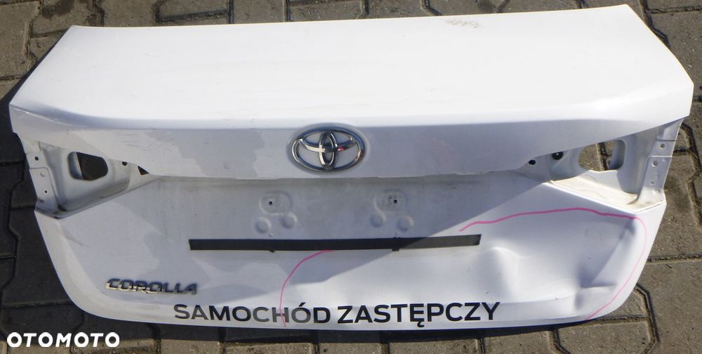 Toyota Corolla E21 Klapa Tył - 1