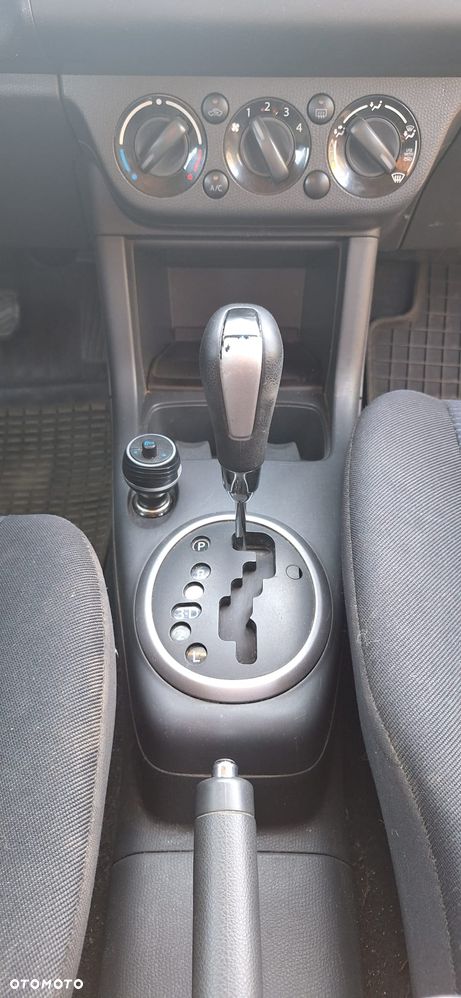 Suzuki Swift 1.5 GLX / Comfort - 17