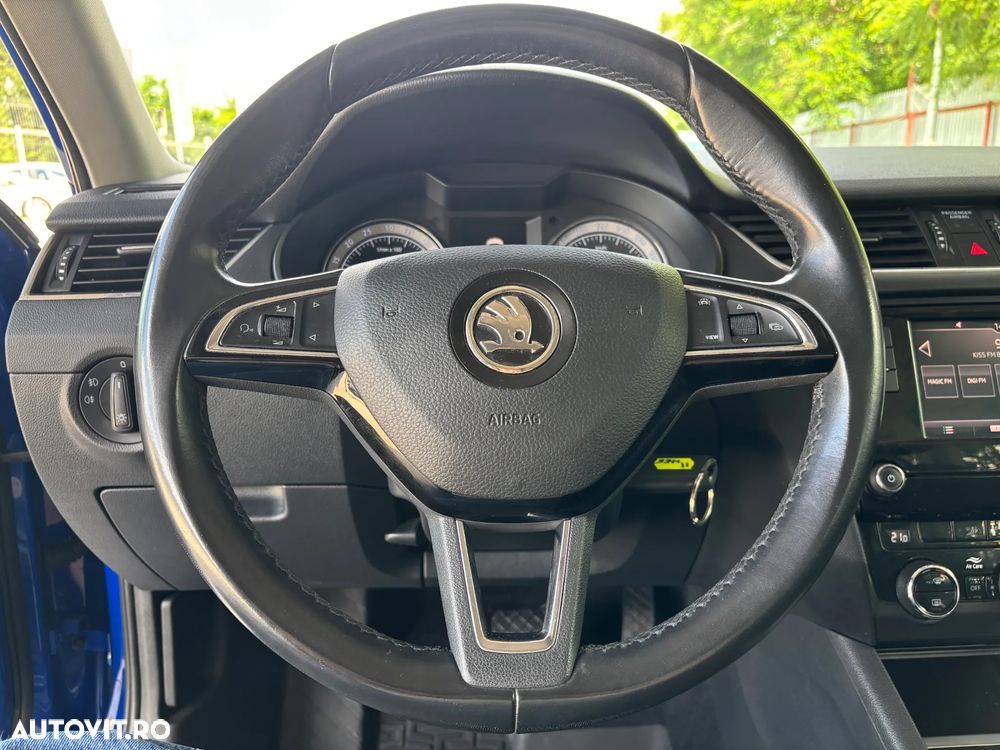 Skoda Octavia 1.6 TDI DSG Ambition - 22