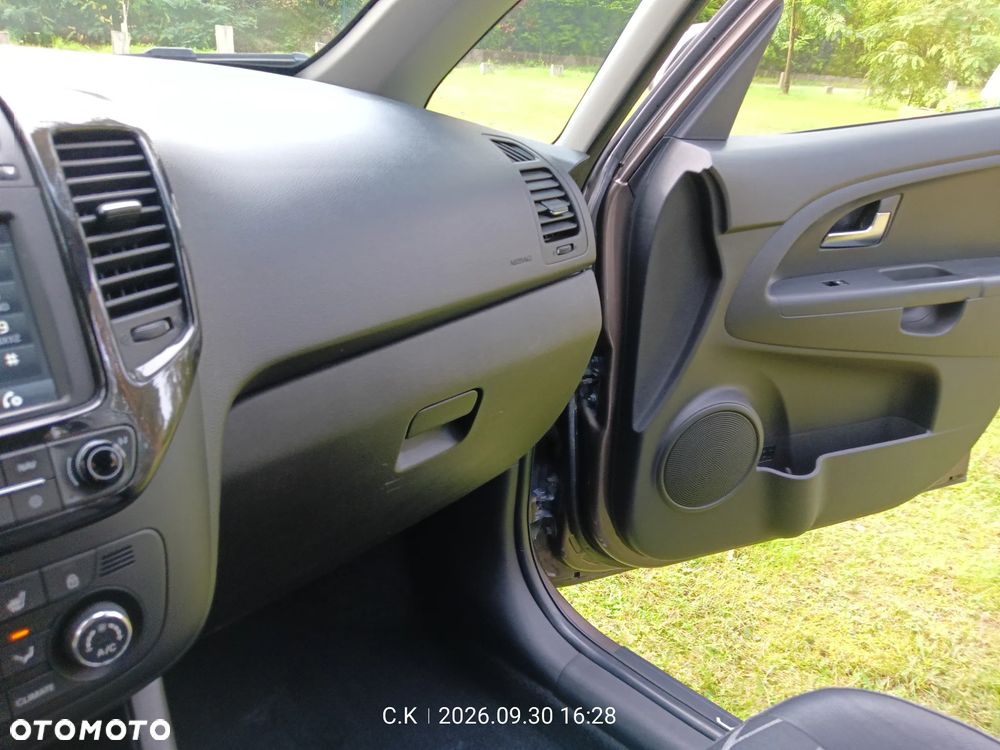 Kia Venga 1.4 Business Line - 37