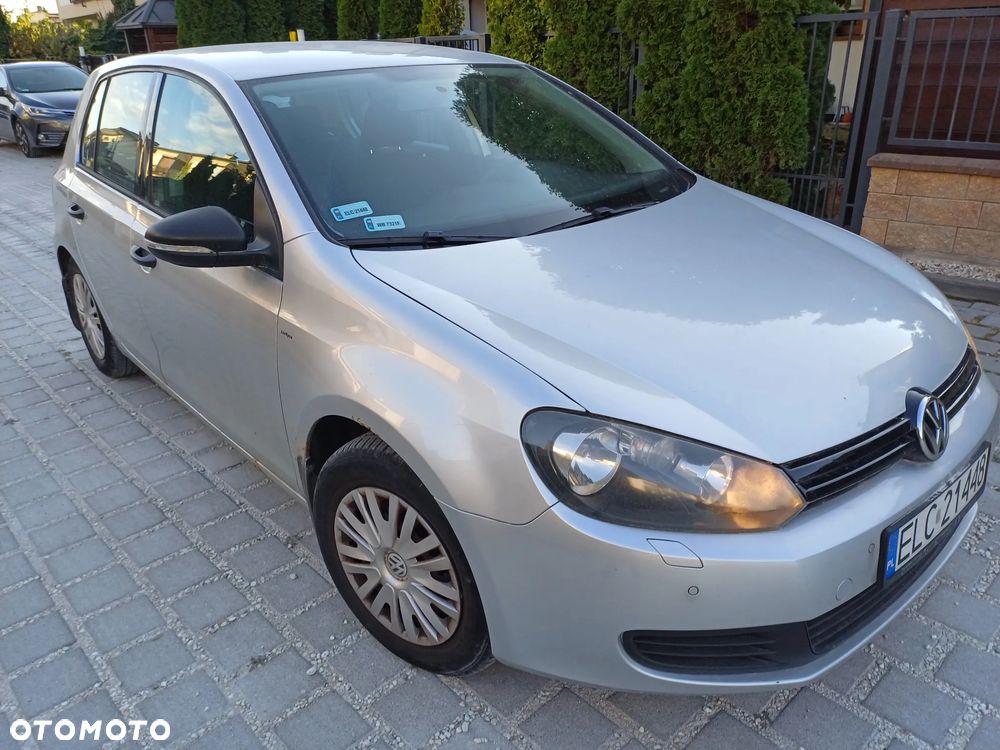 Volkswagen Golf - 2
