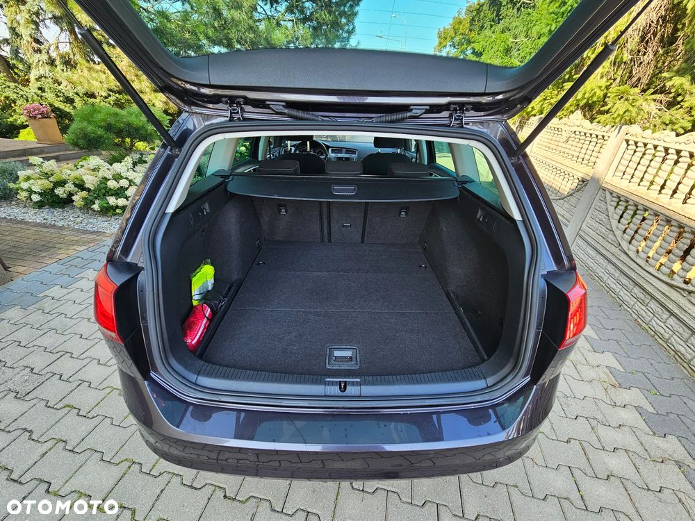 Volkswagen Golf 2.0 TDI BlueMotion Technology Lounge - 15
