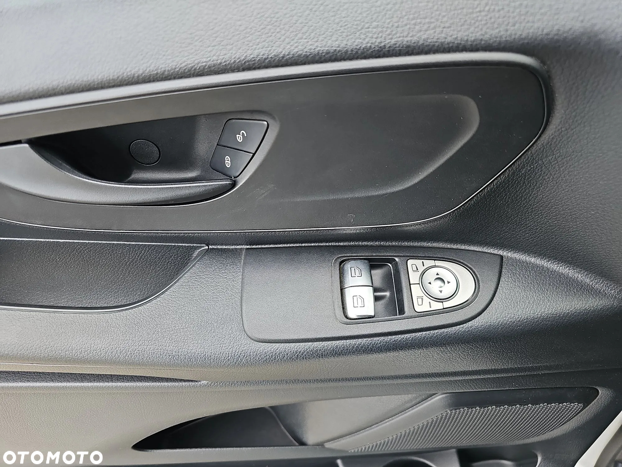 Mercedes-Benz Vito Mixto 110 CDI L2 447.703 - 15