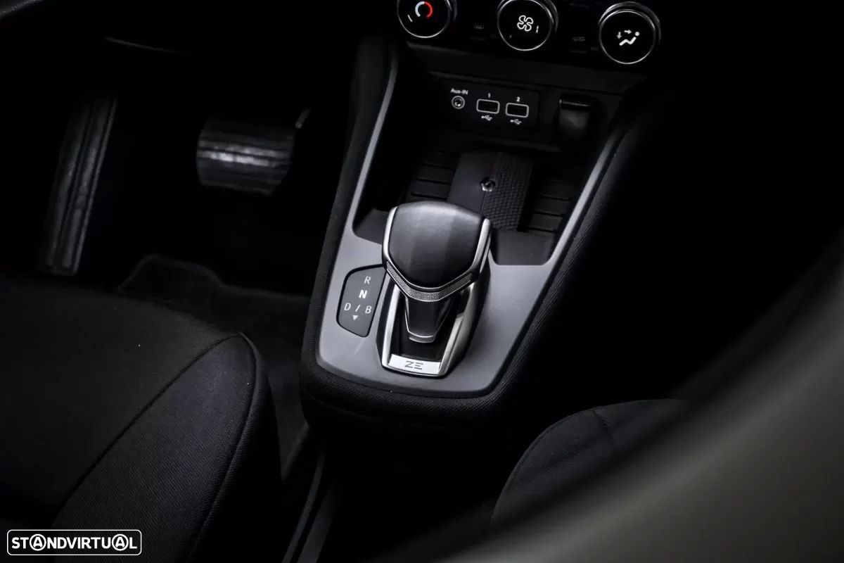 Renault Zoe (c/ Bateria) E-Tech EV50 Equilibre - 37