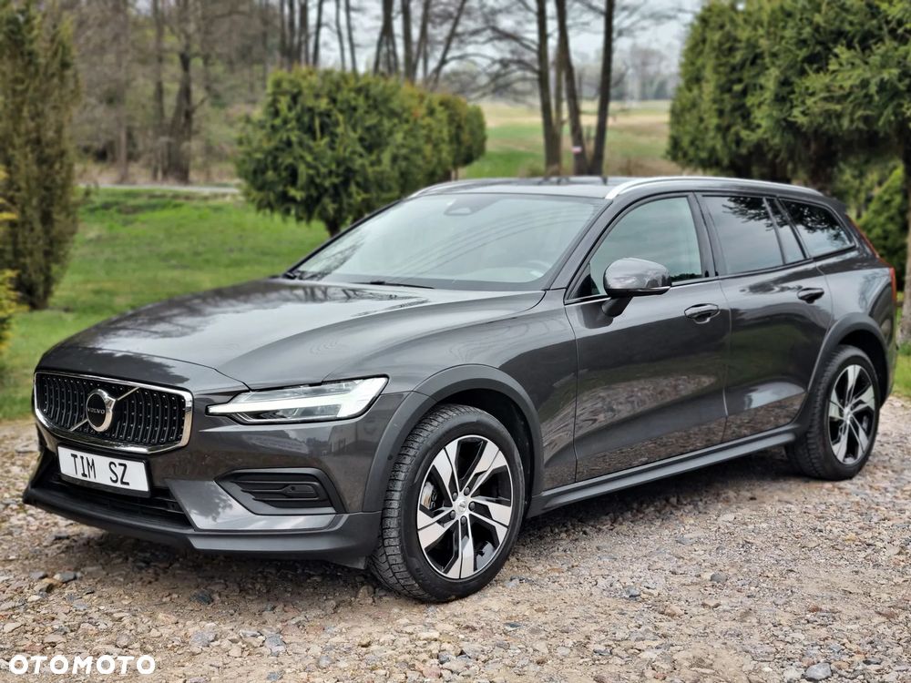 Volvo V60 Cross Country B4 D AWD Ultimate - 5