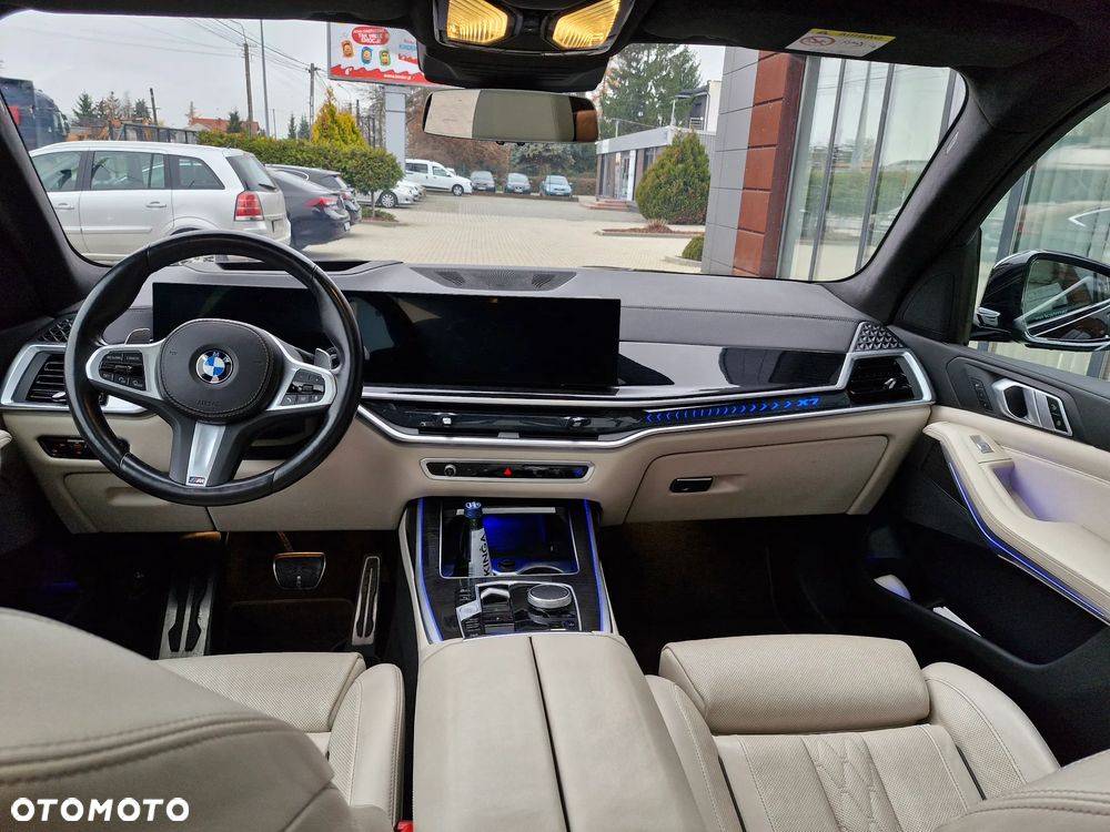 BMW X7 xDrive40d mHEV M Sport sport - 9