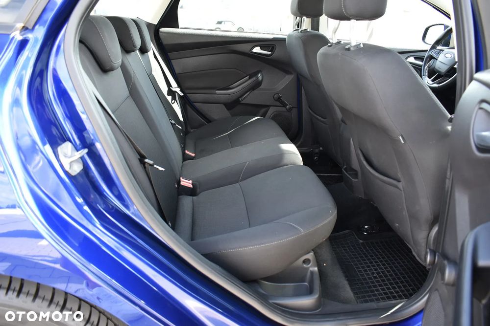 Ford Focus 1.5 TDCi Trend Sport - 9