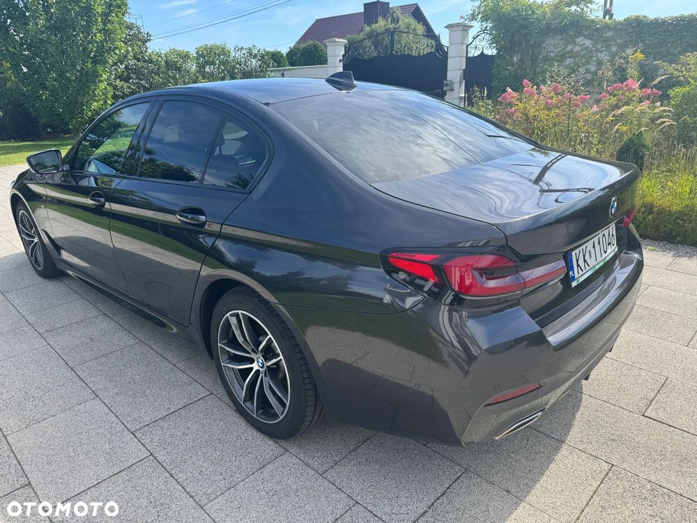 BMW Seria 5 520d xDrive MHEV Sport - 4