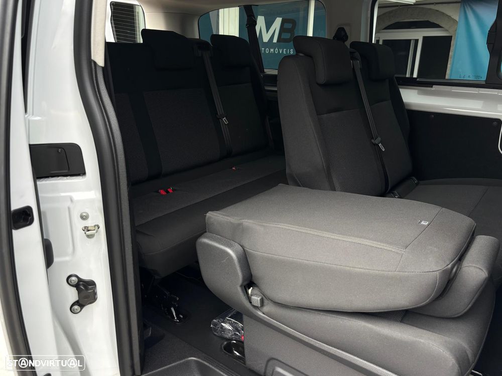 Peugeot e-Expert 75 kWh Semi-Vidrado Premium Long - 19