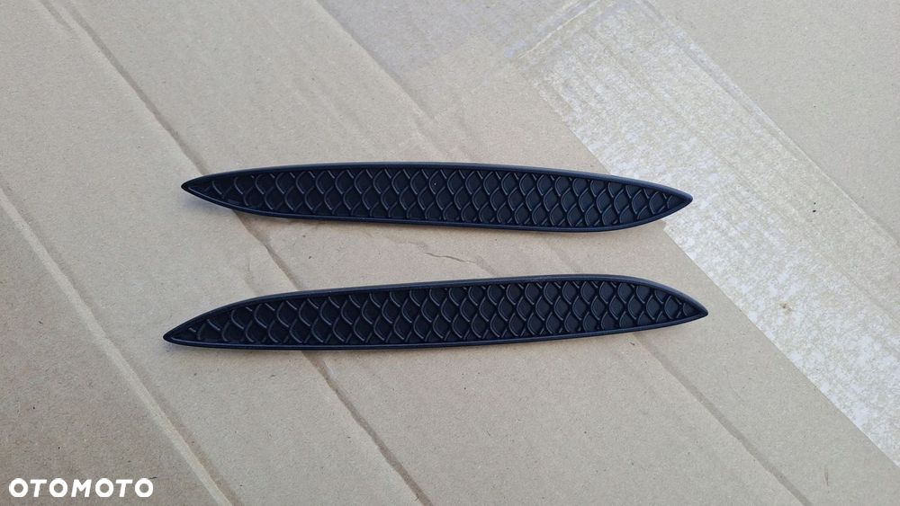 MERCEDES E COUPE C238 AMG ZAŚLEPKA LISTWA ZDERZAKA LEWA PRAWA A2388858800 - 1