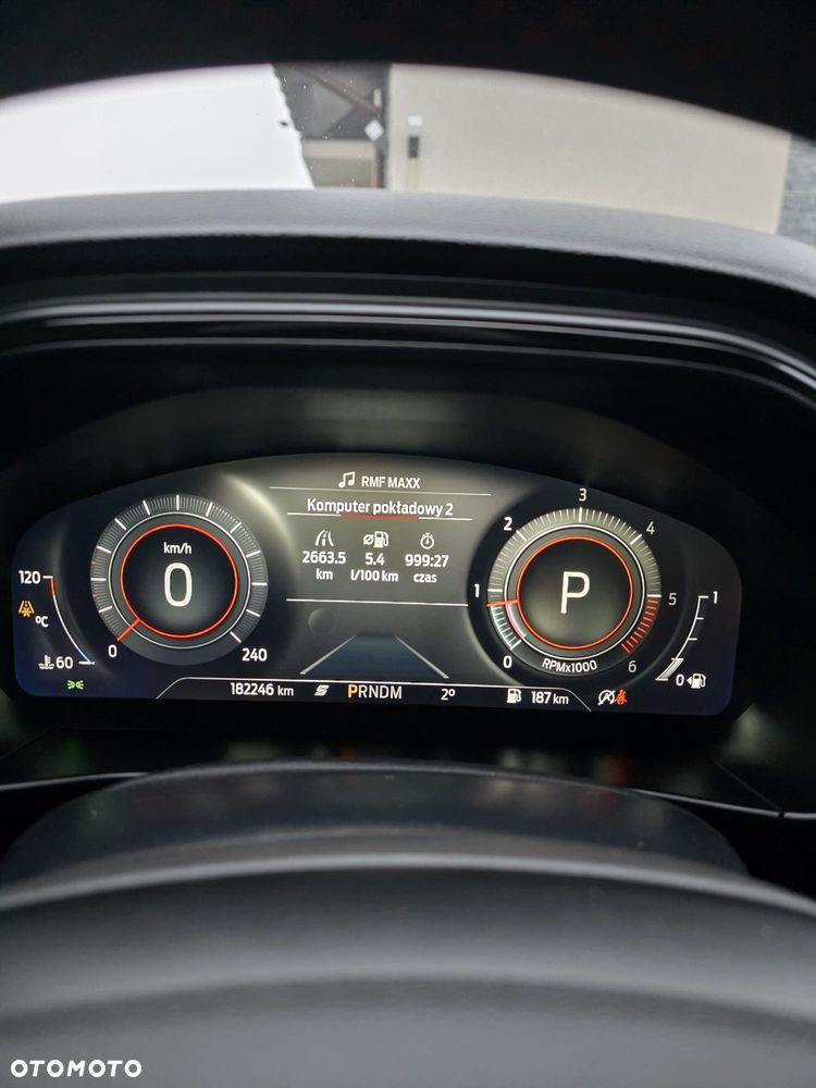 Ford Focus 1.5 EcoBlue Start-Stopp-System ST-LINE DESIGN - 22