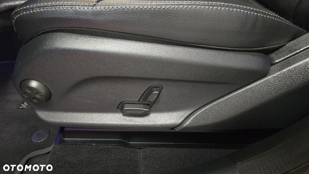 Mercedes-Benz GLC 300 de 4Matic 9G-TRONIC AMG Line Plus - 15