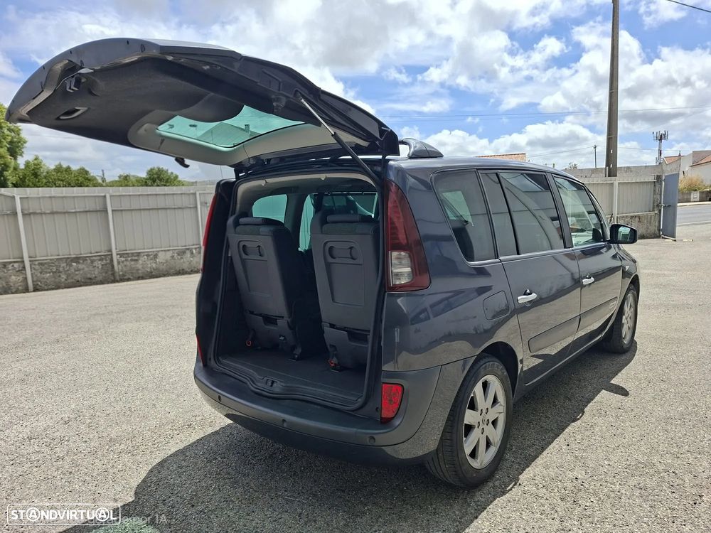 Renault Espace 2.0 dCi SE Travel 7L - 23