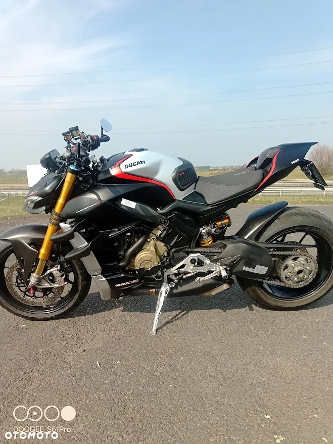 Ducati Streetfighter V4 - 2