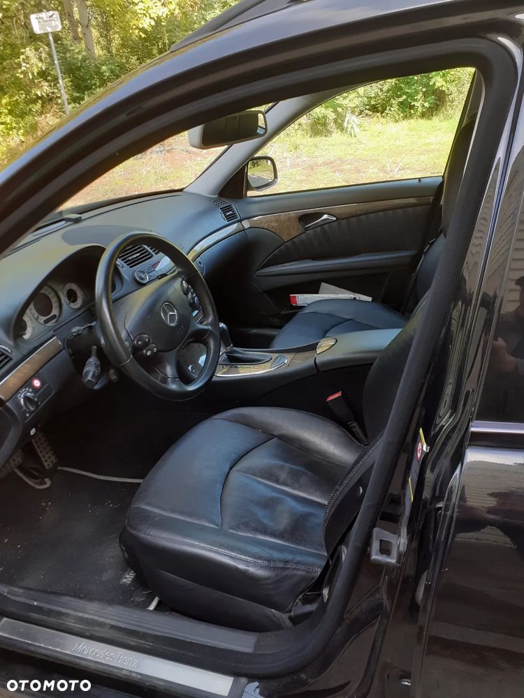Mercedes-Benz Klasa E 320 T CDI 4Matic Automatik Avantgarde DPF - 10