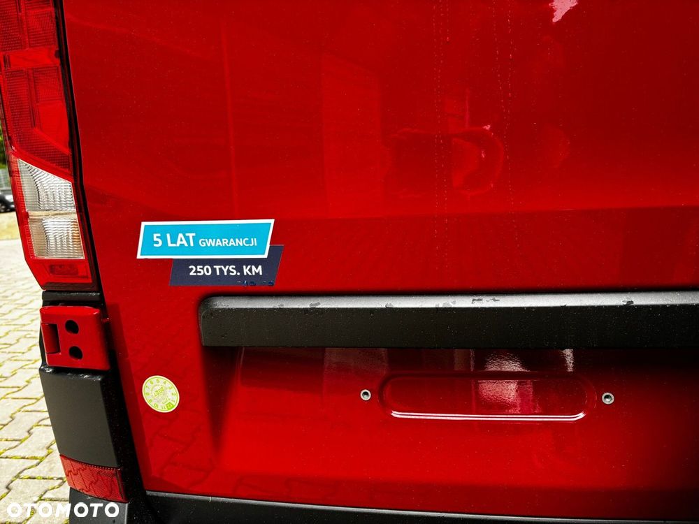 Volkswagen Crafter - 12