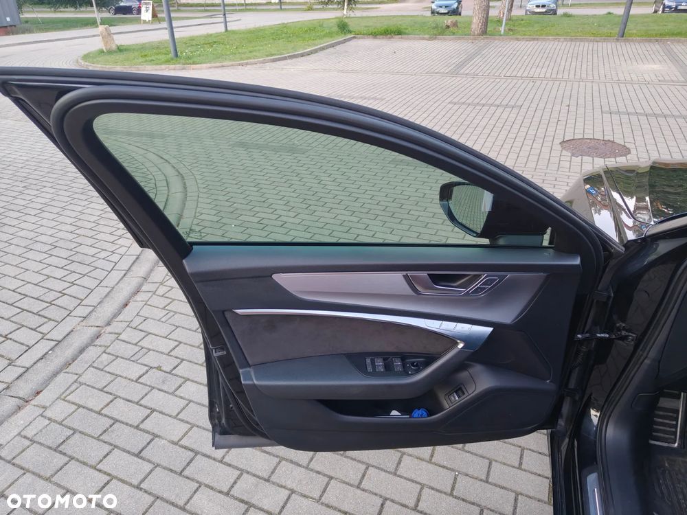 Audi A6 Avant - 18