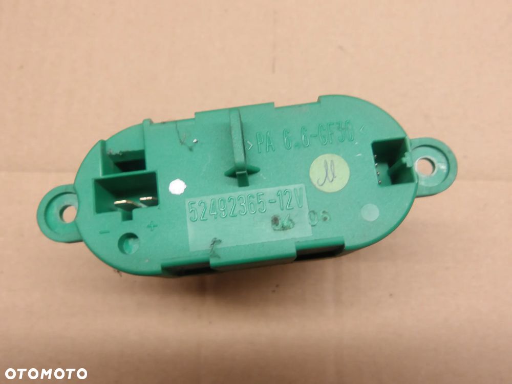 RENAULT ESPACE IV 2.2D REZYSTOR OPORNIK DMUCHAWY 52492365 - 9