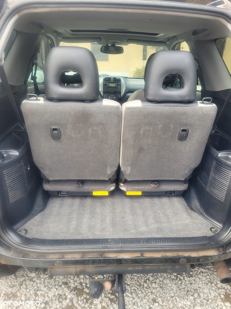 Toyota RAV4 - 13