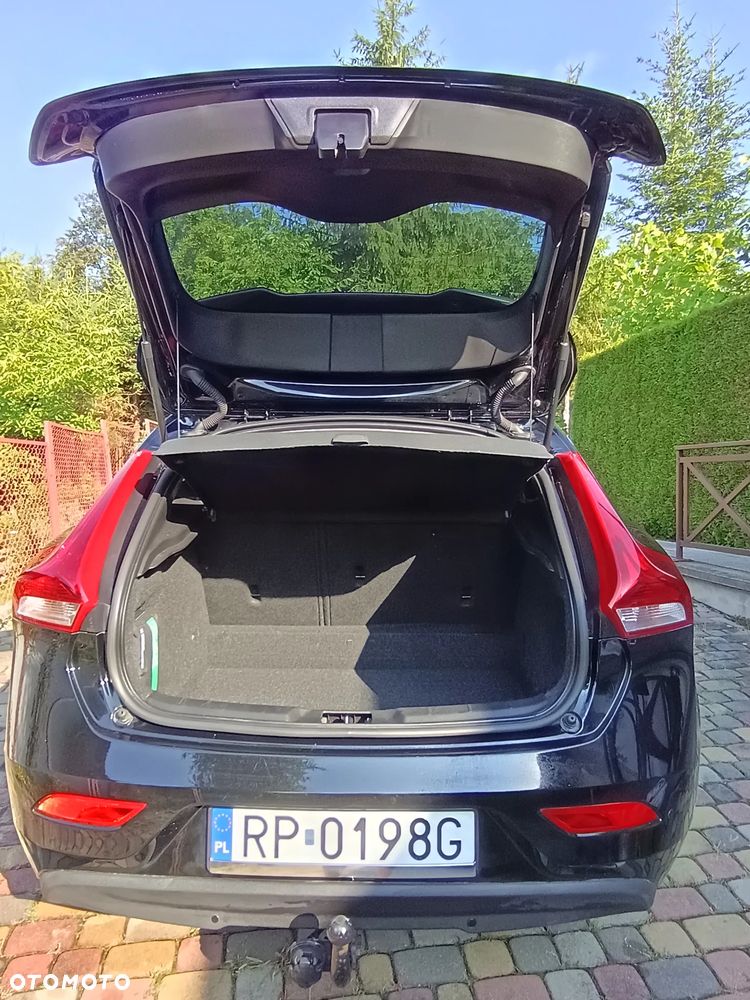 Volvo V40 - 13