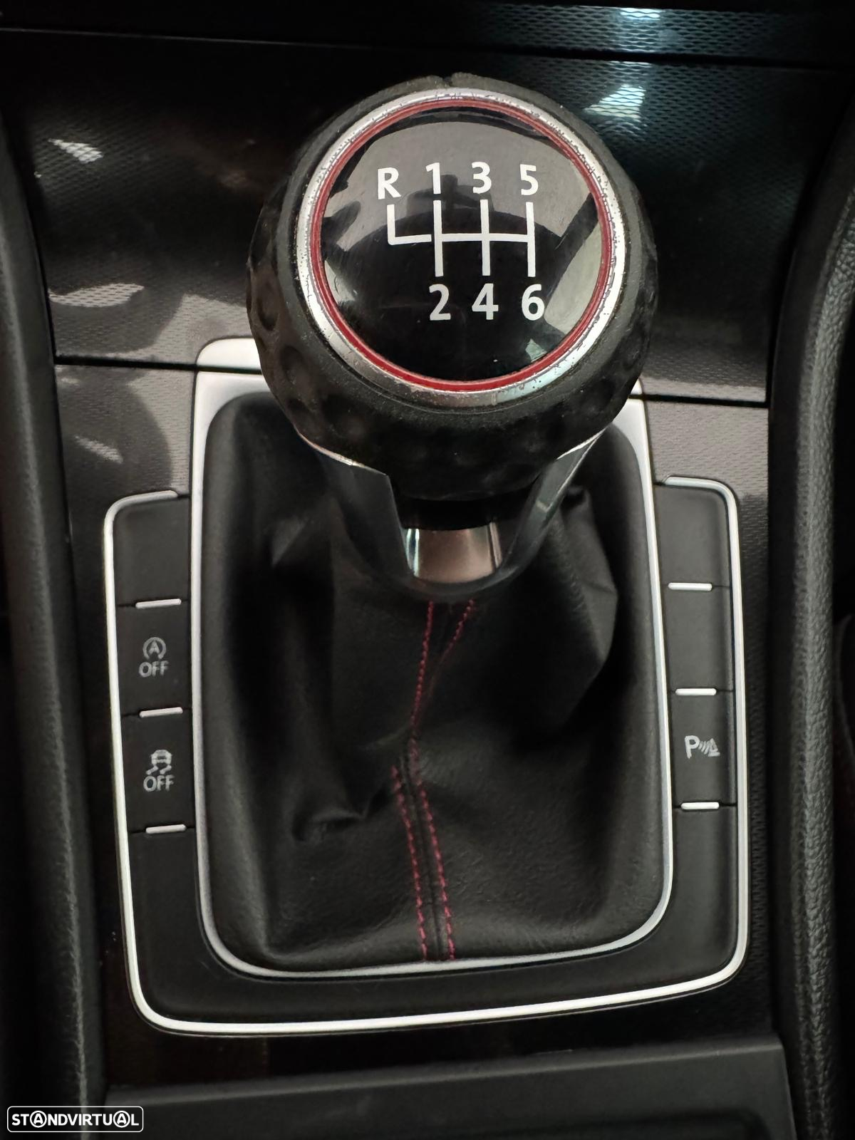 VW Golf 2.0 TSi GTi Performance - 18