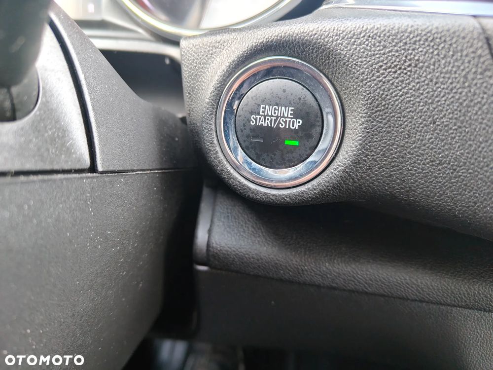 Opel Insignia 1.5 T GPF Elite S&S - 8