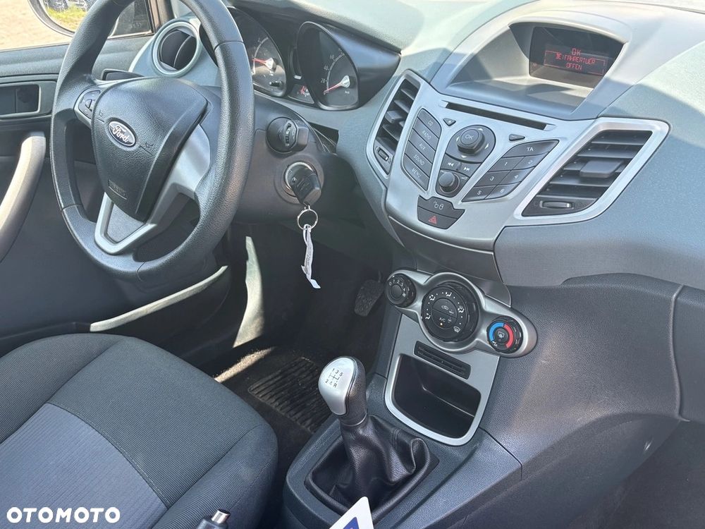 Ford Fiesta 1.25 Trend - 24