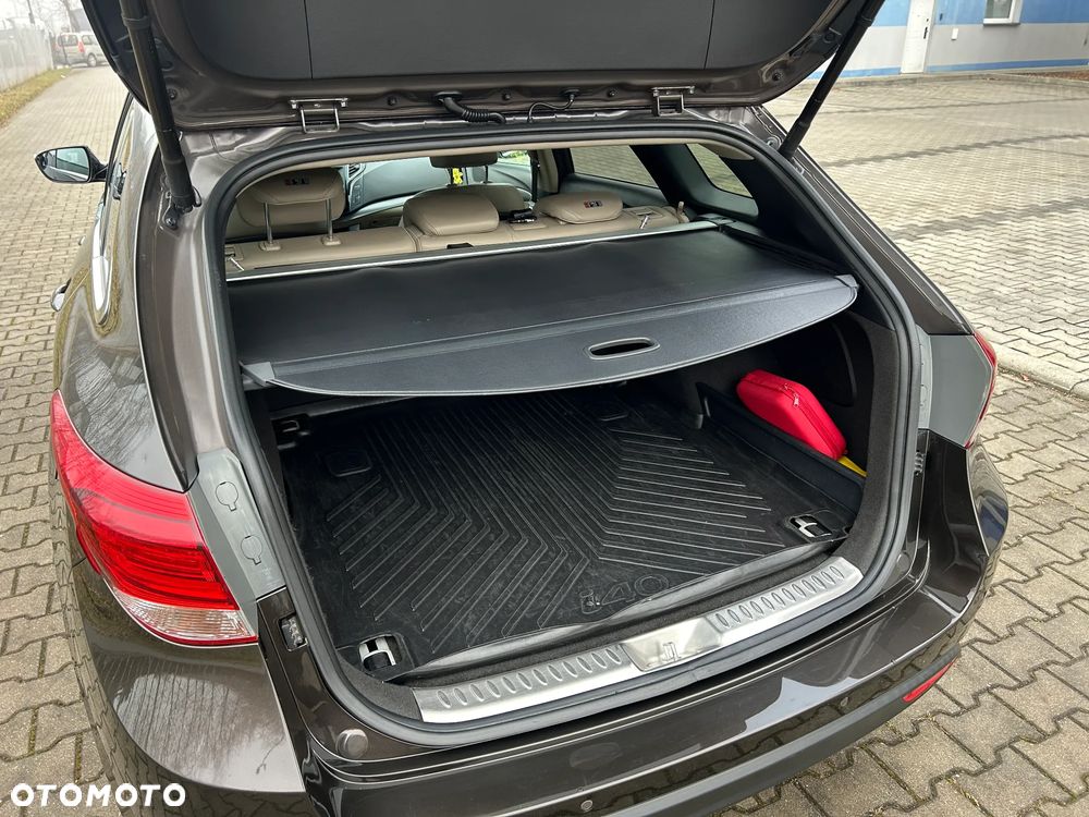 Hyundai i40 1.7 CRDi Premium DCT - 11