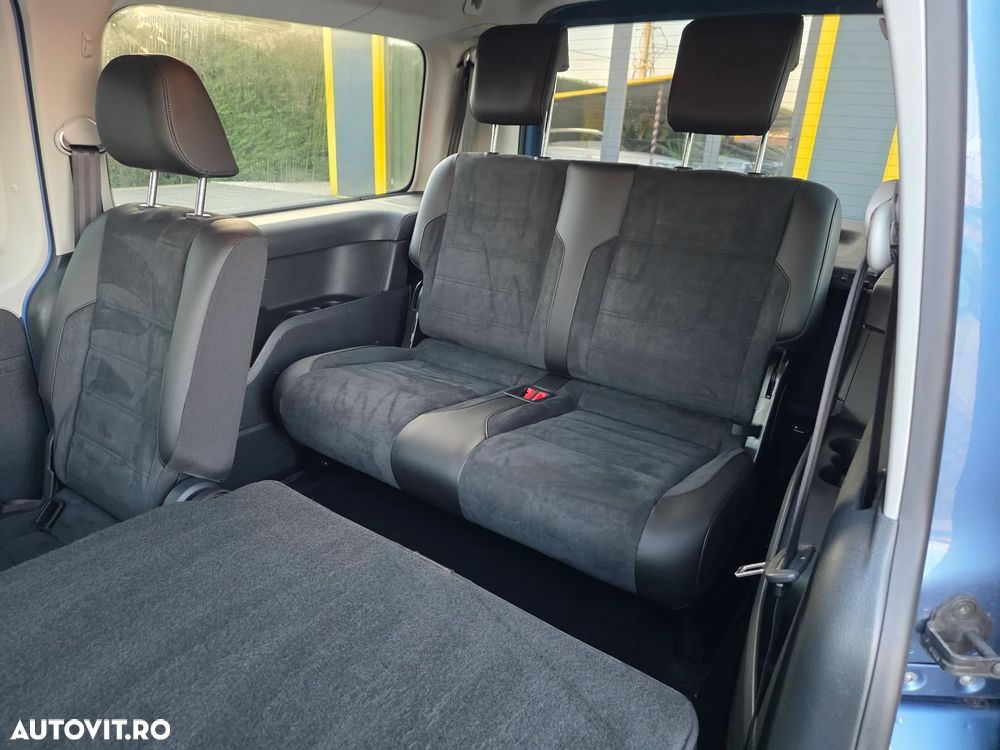 Volkswagen Caddy Maxi - 21