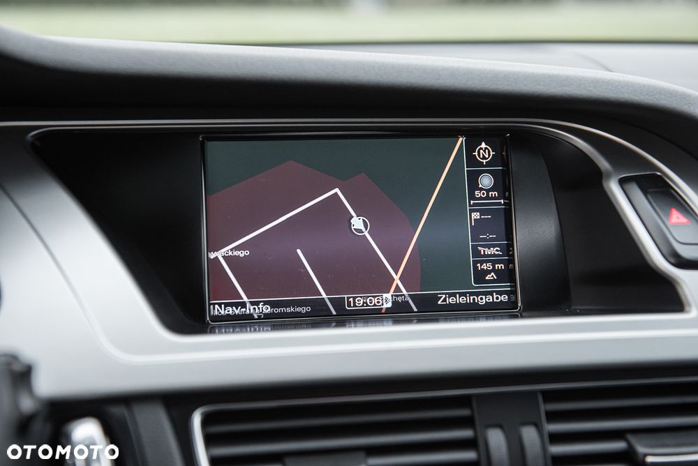 Audi A4 Avant 2.0 TFSI quattro Ambiente - 26